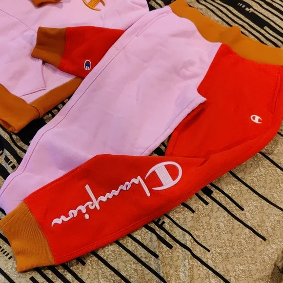Champion Red and Pink Colorblock Hoodie and Joggers - Picture 3 of 6